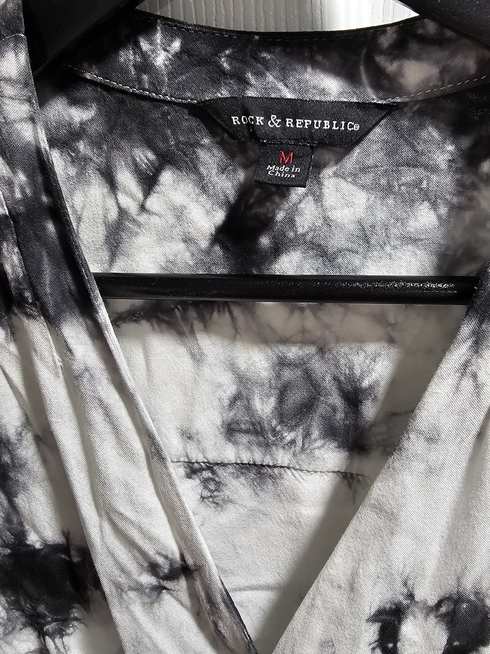 Rock & Republic Tie-Dye Black and White Top
